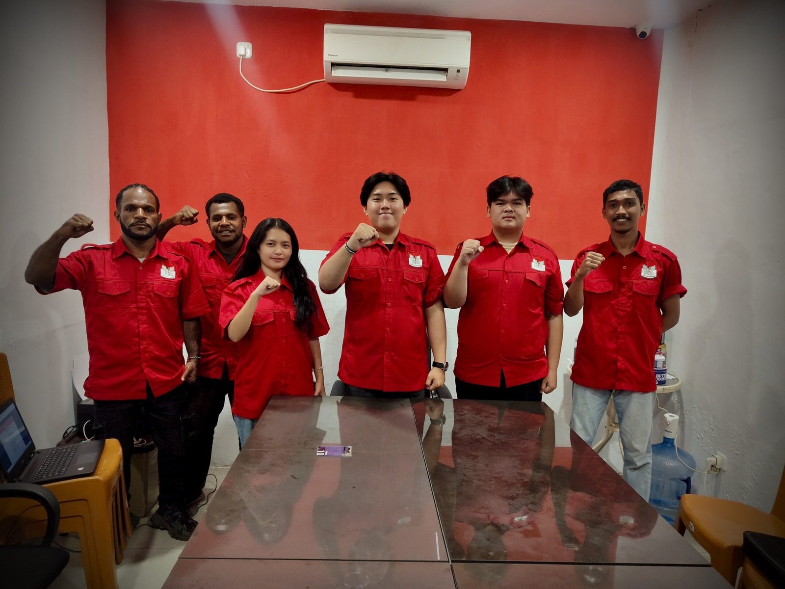 cea7b9e4-4149-4c52-80c2-5775233d37b6